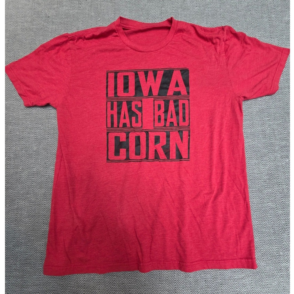 Iowa Has Bad Corn Funny Graphic Tee Red Short Sleeve Shirt Mens Large